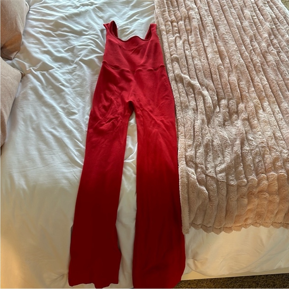Set Active Onesie In Red - Size Small - image 6